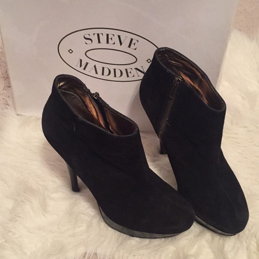 Steve Madden Chelseey Bootie
